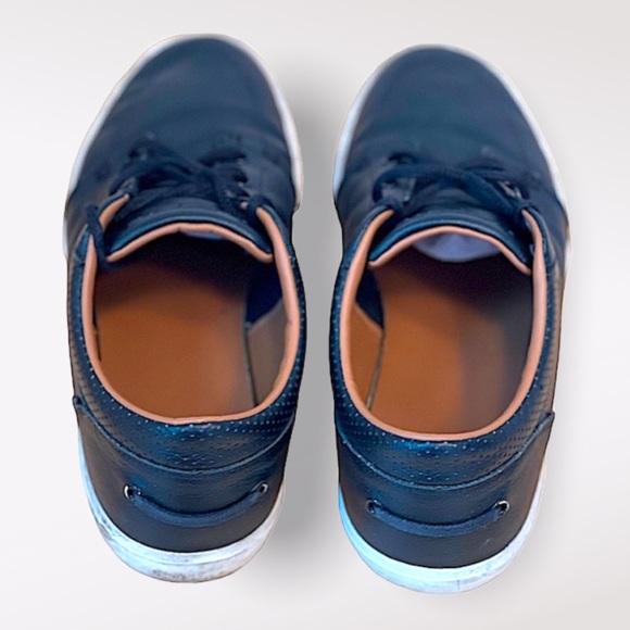 Black Lacoste leather shoes for men - Picture 2 of 4